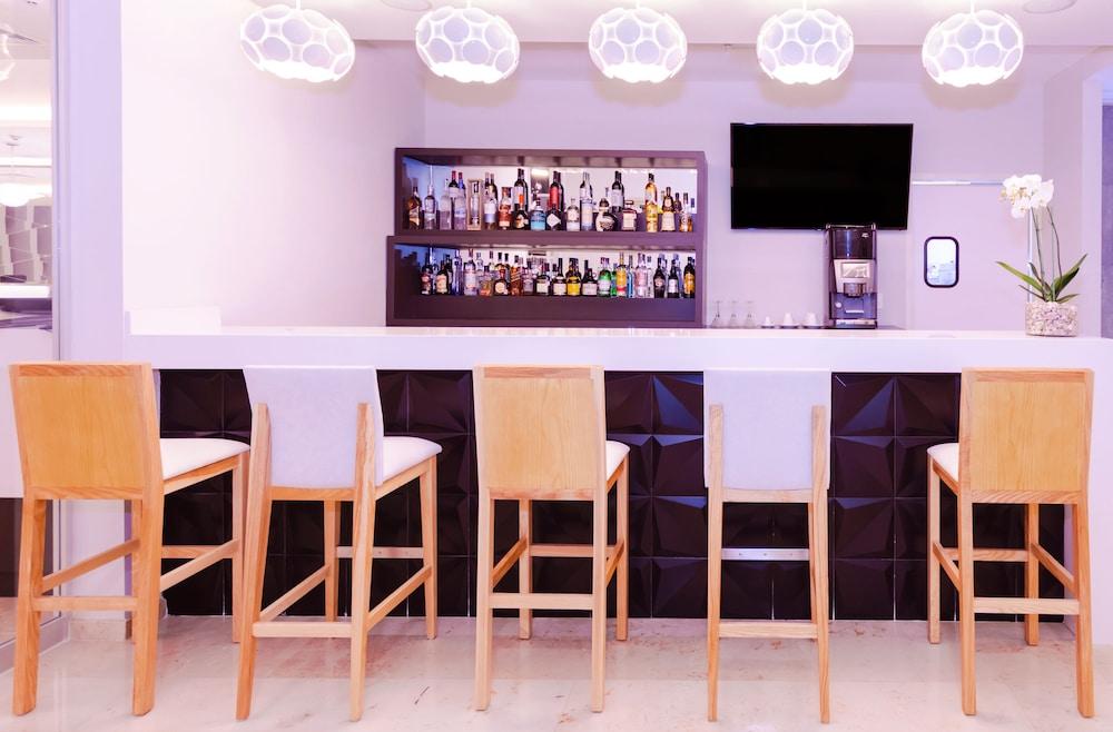 Nh Puebla Finsa Hotel Kültér fotó