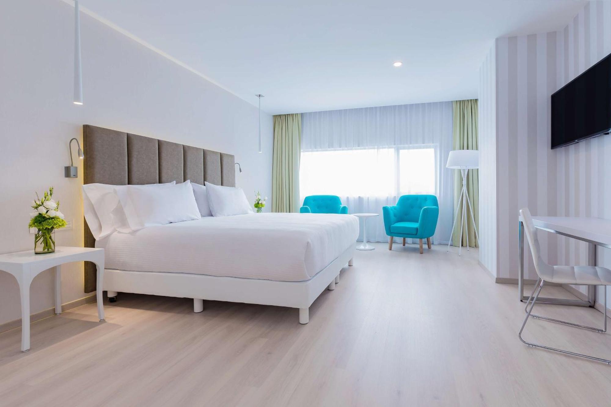 Nh Puebla Finsa Hotel Kültér fotó